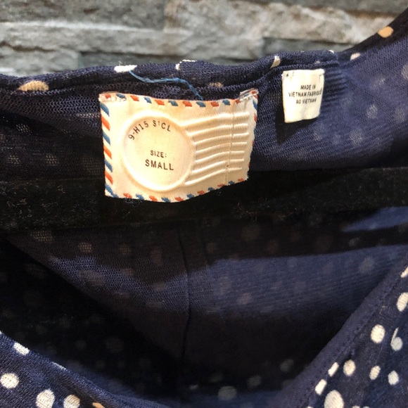 9 HI 5 Anthropologie Polka Dot Top - Picture 5 of 9